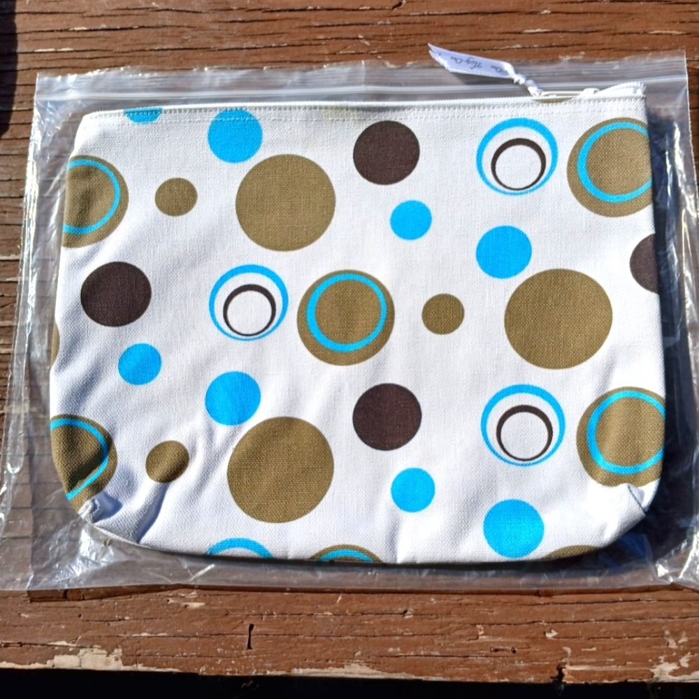 Thirty-One Zipper Pouch, Large - Picture 2 of 6